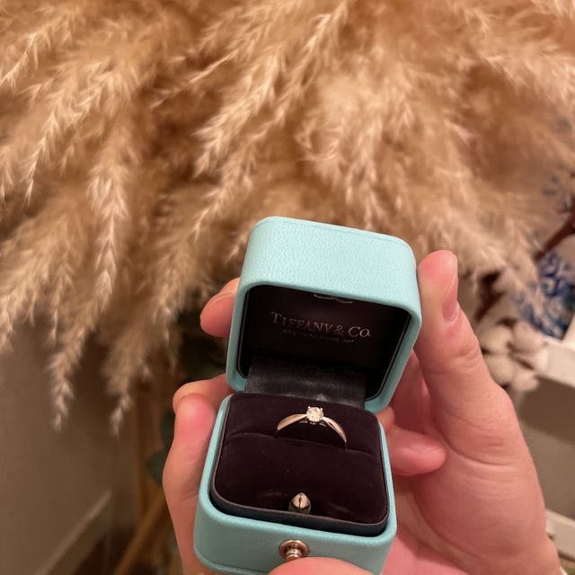 【ティファニー(Tiffany & Co.)の口コミ】 指輪は付けやすさ重視でティファニーのハーモニーに決めてました。後はブ…