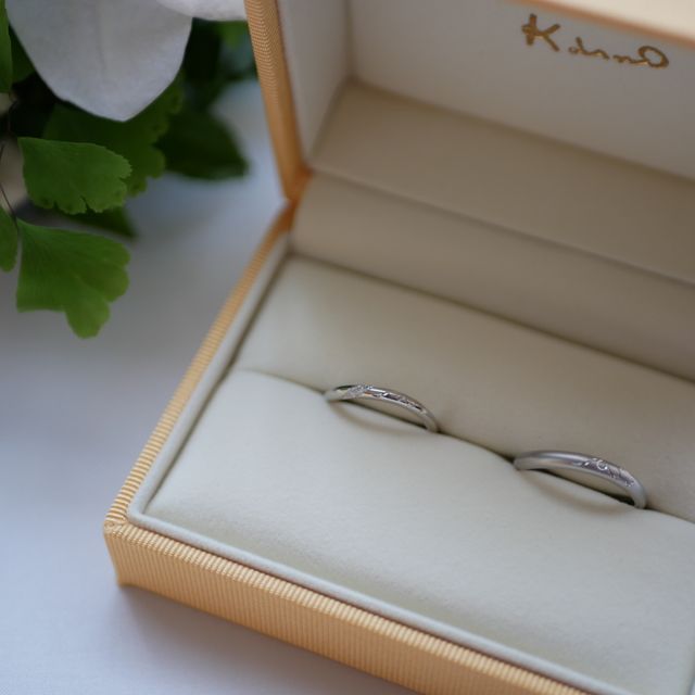 【ケイウノ ブライダル(K.UNO BRIDAL)の口コミ】 【指輪のデザイン】
自分たちがこれまでたどって来た想い出や、大切にして…