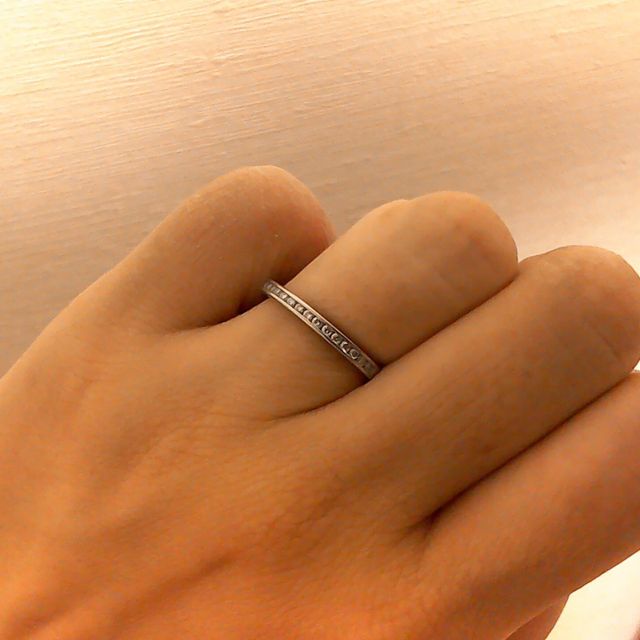 【ROYAL ASSCHER(ロイヤル・アッシャー)の口コミ】 婚約指輪を購入しなかったので、結婚指輪はダイヤが付いたものと決めてい…