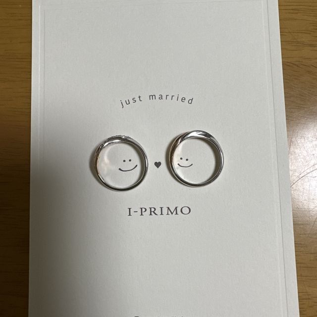 【アイプリモ(I-PRIMO)の口コミ】 2人とも指が太いので着けた時に指輪が負けないように綺麗に見えるデザイン…