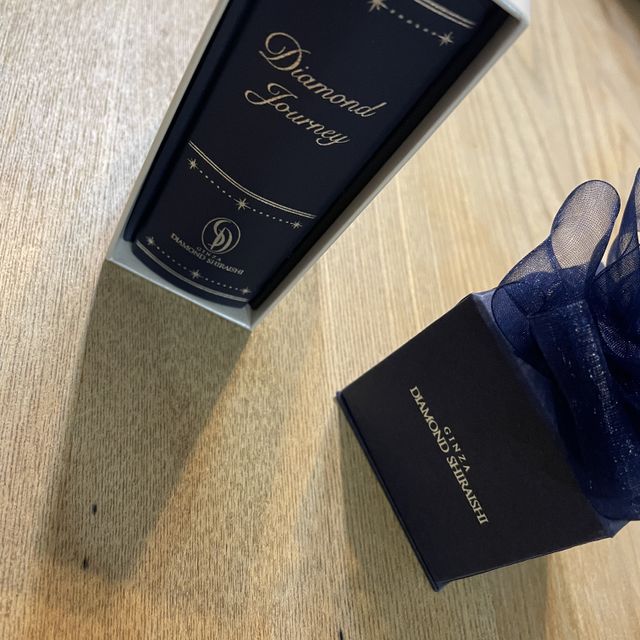 【銀座ダイヤモンドシライシの口コミ】 指輪の決め手
婚約指輪、サプライズでプロポーズリングを探していました。…