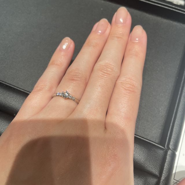 【エクセルコダイヤモンド(EXELCO DIAMOND)の口コミ】 デザインと、アンサンブルと言う名前と名前に込められた背景が好きで、ゴ…