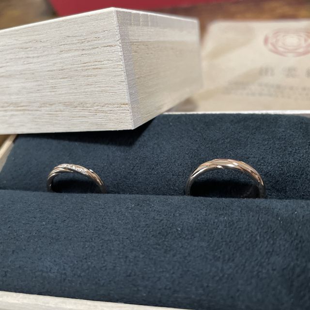 【出雲結(いずもゆい)の口コミ】 シンプルなデザインで、指輪一つ一つに意味があり気に入りました。実際に…