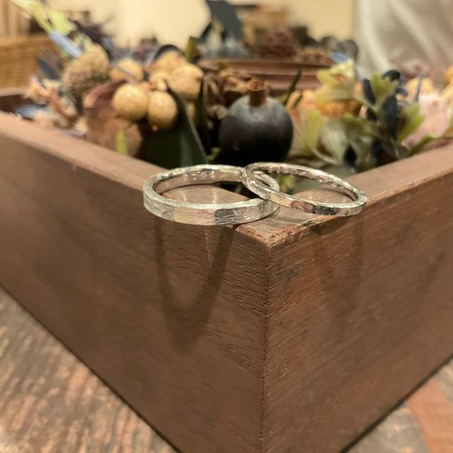 【鎌倉彫金工房の口コミ】 仕事で指輪をつけられないので、そこまでこだわりはなかったが、デザイン…