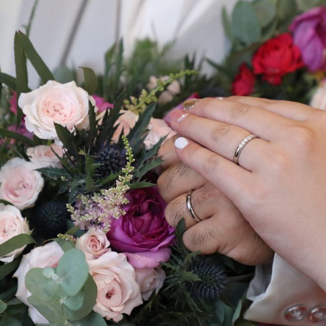 【ラザール ダイヤモンド(LAZARE DIAMOND)の口コミ】 色々みて迷いましたが、ラザール ダイヤモンドの、つけ心地と、つけたとき…