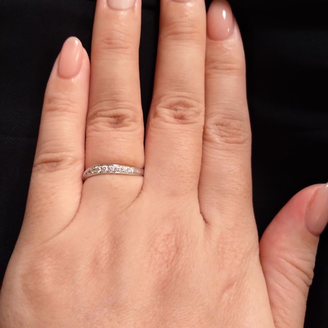 【宝寿堂(ほうじゅどう)の口コミ】 ダイヤの多いキラキラのデザインが気に入りました。かつツーウェイで使え…