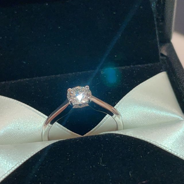 【エクセルコダイヤモンド(EXELCO DIAMOND)の口コミ】 ダイヤモンドの美しさを元々他のクチコミで見ており、そこからずっと気に…