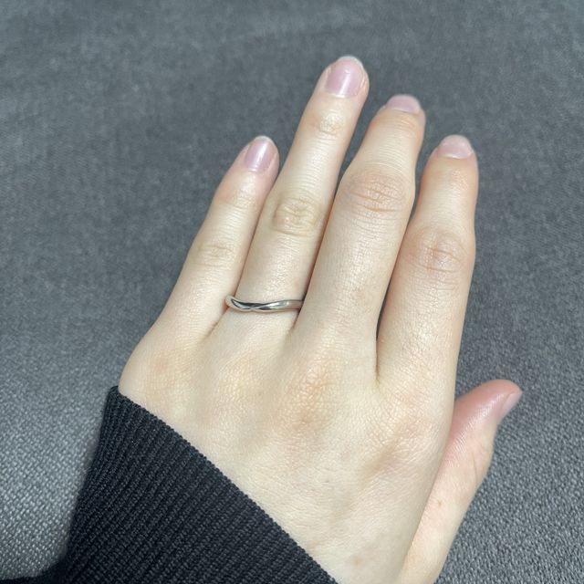 【COLANY(コラニー)の口コミ】 普段アクセサリーをつけることが少なく、指輪をつけること自体に抵抗感が…