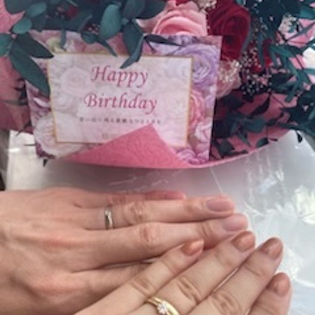 【FISCHER(フィッシャー)の口コミ】 婚約指輪をInstagramで見ていたものに即決で決めてしまって、結婚指輪と重…