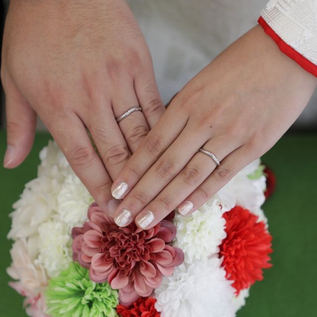 【ケイウノ ブライダル(K.UNO BRIDAL)の口コミ】 何年何十年とつける指輪だからこそ私たちらしさと付け心地が決め手となり…