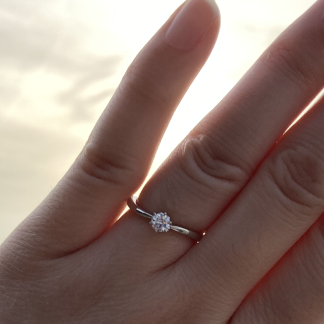 【アイプリモ(I-PRIMO)の口コミ】 彼が最終的に選んで買ってくれたのですが、私の好みも参考にして婚約指輪…