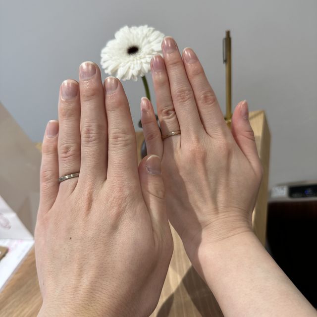 【出雲結(いずもゆい)の口コミ】 友達が出雲結の指輪をつけていて、見せてもらった際にすごく惹かれるもの…