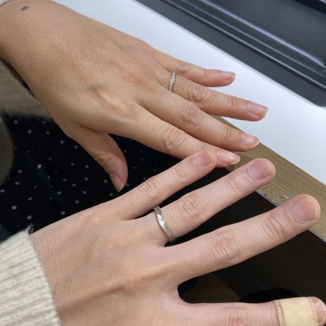 【ラザール ダイヤモンド(LAZARE DIAMOND)の口コミ】 デザインについては
シンプルなものから、ゴージャスな感じのものまで幅広…