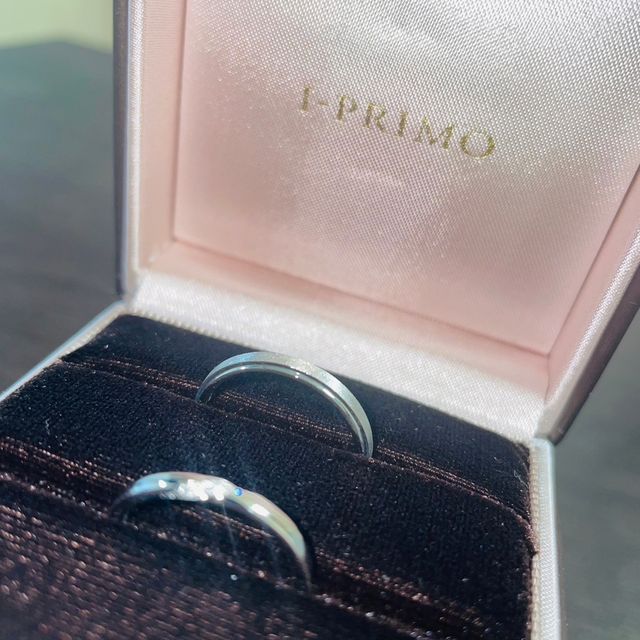 【アイプリモ(I-PRIMO)の口コミ】 少し指が長く見えるように自分の指に合った型を選びました。
仕事中に着用…