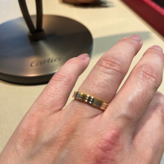 【カルティエ(Cartier)の口コミ】 彼がトリニティのリングが好きで結婚指輪をトリニティでもいいという話を…