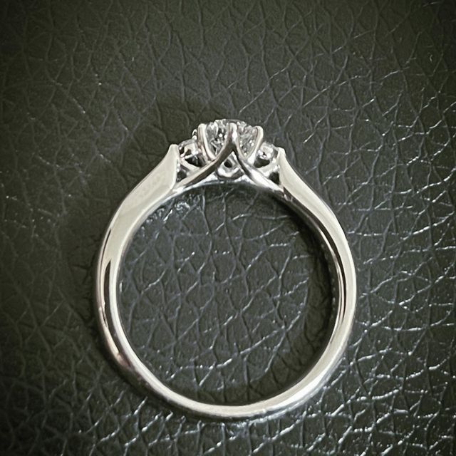 【アイプリモ(I-PRIMO)の口コミ】 ブランドサイトでデザインを見て一目惚れし、実際に店舗に行って見て思っ…