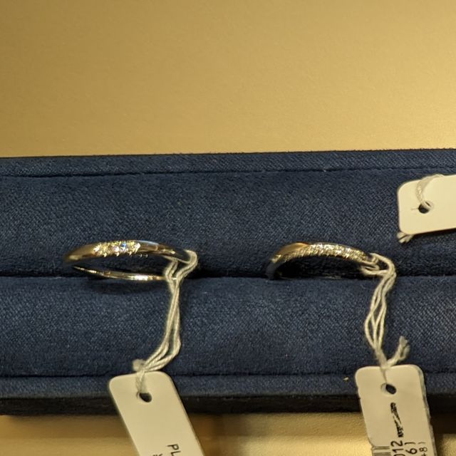 【4℃ BRIDAL(ヨンドシーブライダル)の口コミ】 デザインも豊富にありどのブランドよりも良いのかなと感じました。価格に…