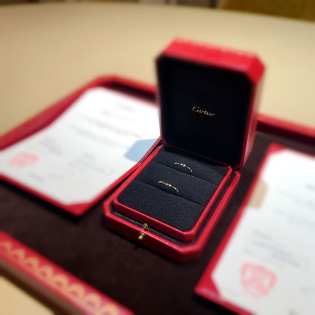 【カルティエ(Cartier)の口コミ】 婚約指輪がカルティエをいただいており、最終的には結婚指輪も同じブラン…