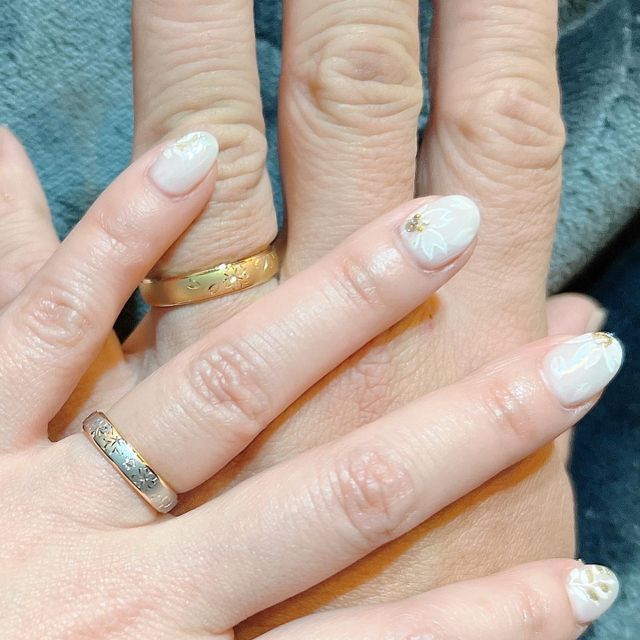 【TOMOE(トモエ)の口コミ】 巴さんが気になっており、BIJOU PIKOさんへ。
当初は巴さんの指輪を見る前…