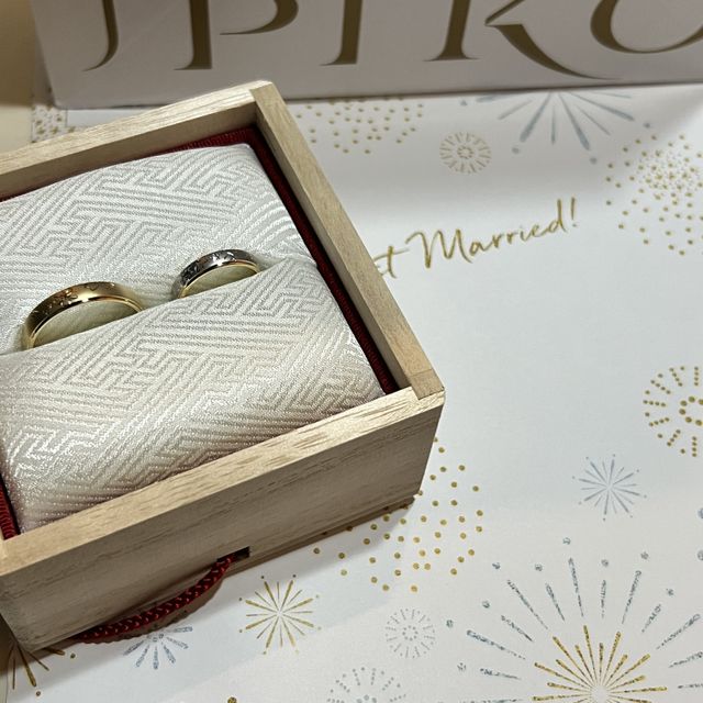 【TOMOE(トモエ)の口コミ】 巴さんが気になっており、BIJOU PIKOさんへ。
当初は巴さんの指輪を見る前…