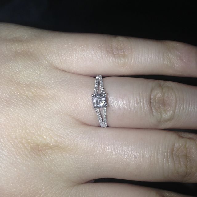 【ティファニー(Tiffany & Co.)の口コミ】 ざ、婚約指輪というカッティングよりも、少し変わったデザインの指輪が欲…