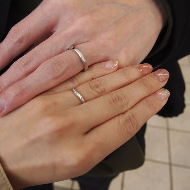 【エクセルコダイヤモンド(EXELCO DIAMOND)の口コミ】 自分の好むデザイン、価格を踏まえて、様々なリングの試着した上で、指に…