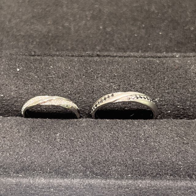 【GALA JEWELRY(ガラジュエリー)の口コミ】 旦那のすすめで店舗に行って現物見たり、店員さんの対応で決めました。
と…