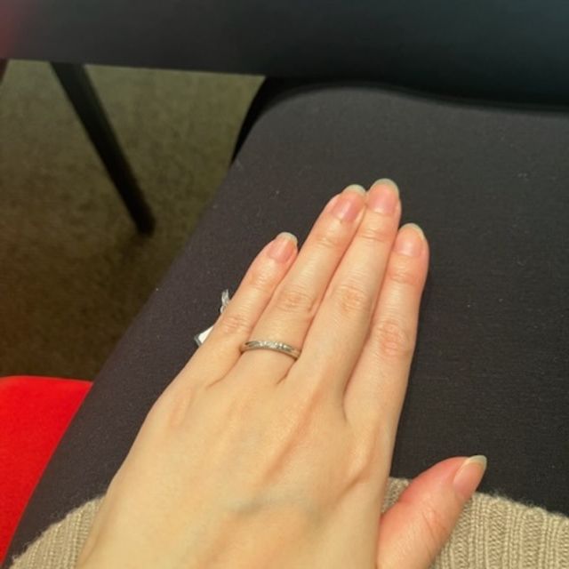 【エクセルコダイヤモンド(EXELCO DIAMOND)の口コミ】 一目惚れになります！ウェーブタイプの指輪で探しており、いくつか試しま…