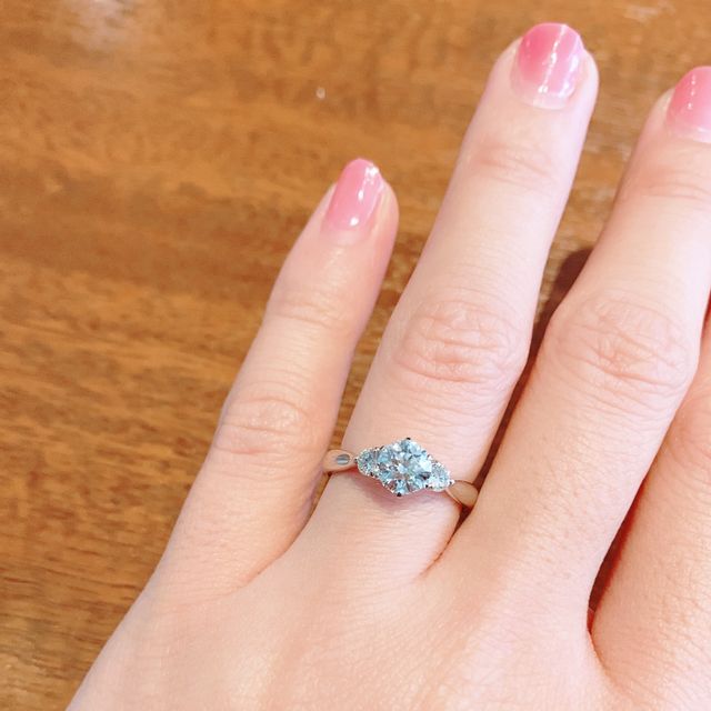 【GALA JEWELRY(ガラジュエリー)の口コミ】 サイズは大きめがよかったので、サイズから選びました。その後デザインを…