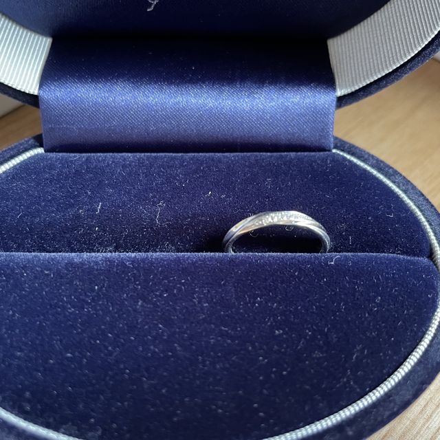 【SUPERA MODO(スペラモード)の口コミ】 最初はダイヤなしのストレートのリングを探してましたが、試着してみると…