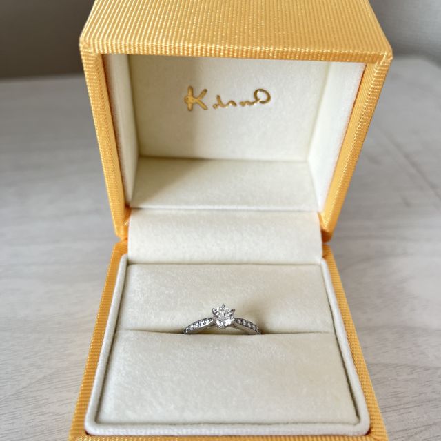 【ケイウノ ブライダル(K.UNO BRIDAL)の口コミ】 元々、このようなデザインの指輪が欲しかったのでオーダーメイドでデザイ…
