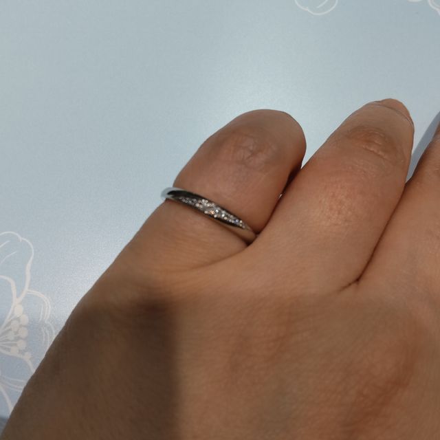 【ヴァンドーム青山(VENDOME AOYAMA)の口コミ】 婚約指輪がなく結婚指輪のみの方はキラキラした指輪が欲しいのではないで…
