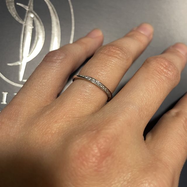 【銀座ダイヤモンドシライシの口コミ】 たくさんのショップの中で、どれも同じに見えて疲れてきたころ、友人のア…