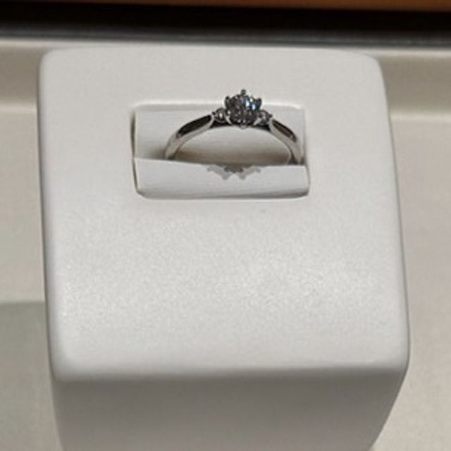 【俄(にわか)の口コミ】 360度どこから見ても可愛いデザインに目を惹かれました。横から見た時の透…