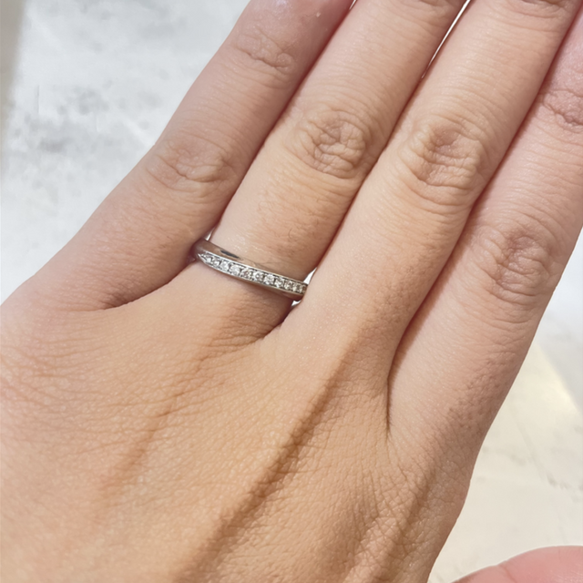 【俄(にわか)の口コミ】 男性の結婚指輪がシンプルなものが多い中、ニワカさんの指輪はアレンジが…