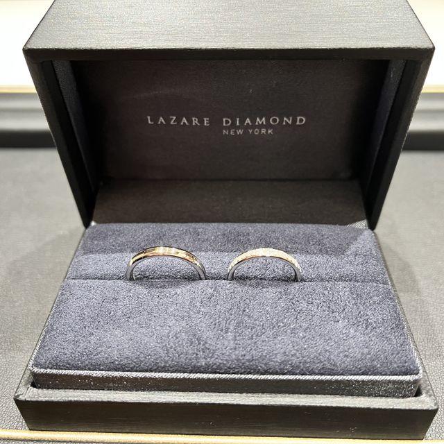 【ラザール ダイヤモンド(LAZARE DIAMOND)の口コミ】 婚約指輪もこちらのブランドで購入したので結婚指輪も同じブランドがいい…