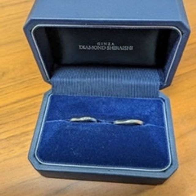 【銀座ダイヤモンドシライシの口コミ】 夫婦でそれぞれこだわりポイントをあげて
一致するものにしました。

夫は…