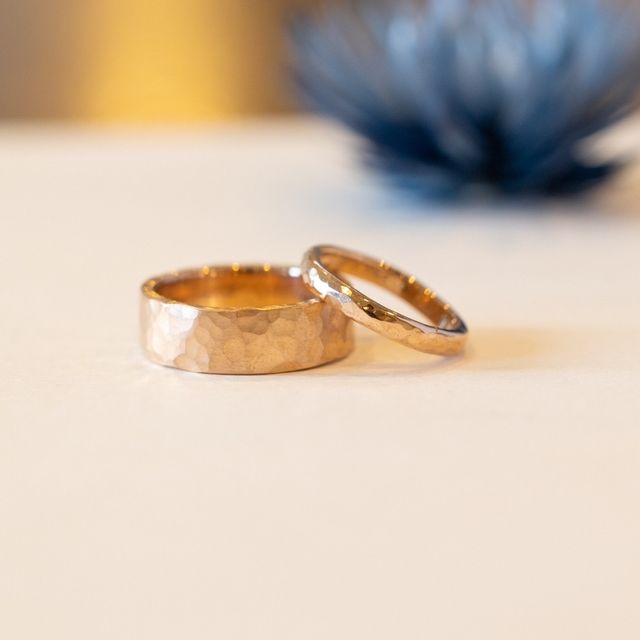 【ジュエリー工房 YAMAMOTOの口コミ】 色味は、色々と付けさせてもらい決めました。実際に色々な指輪を付けさせ…