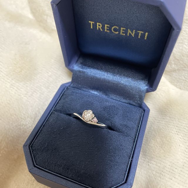 【TRECENTI(トレセンテ)の口コミ】 とにかくデザインの可愛さに一目惚れでした。元々ピンク色が好きなのでサ…