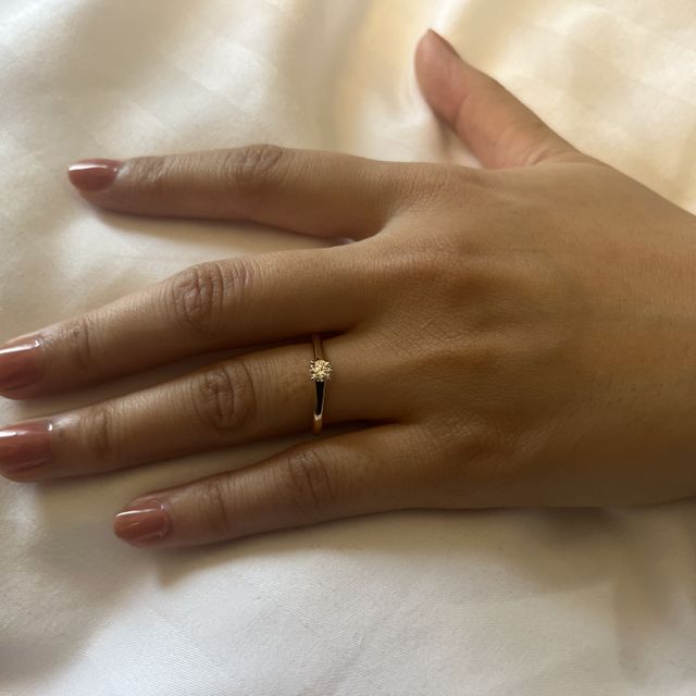 【エクセルコダイヤモンド(EXELCO DIAMOND)の口コミ】 最初は、いろんなブランドをネットサーフィンで探していたが、直接お店へ…