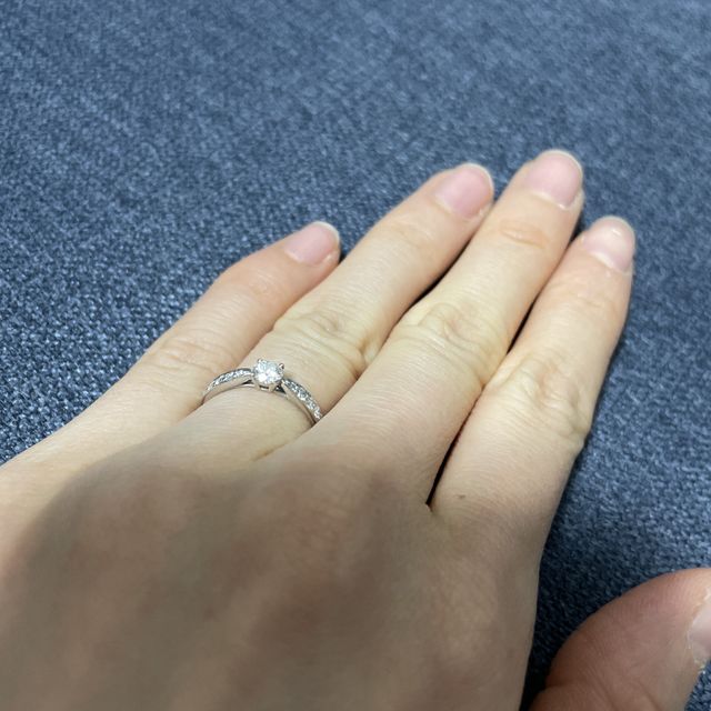 【ティファニー(Tiffany & Co.)の口コミ】 結婚指輪と同じブランドにしたかったことやデザインが派手すぎずシンプル…