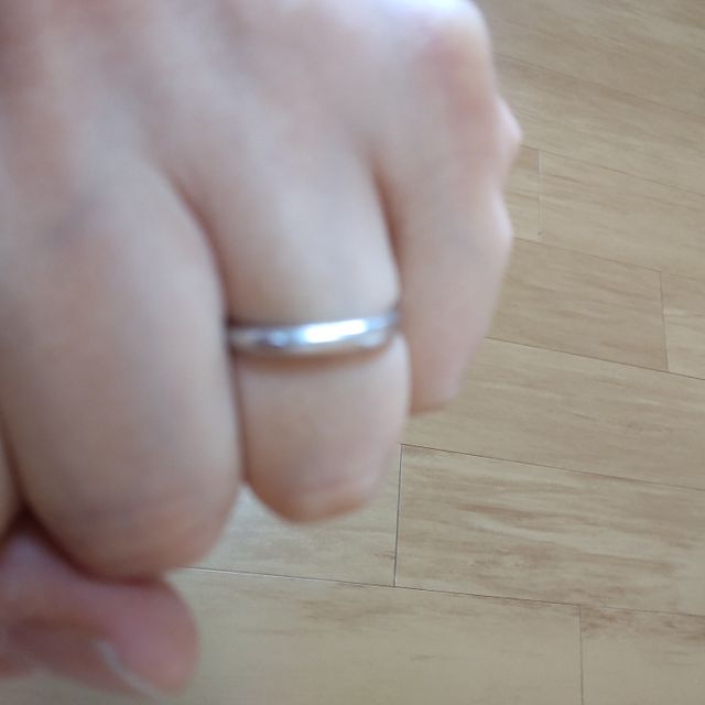 【HASUNA(ハスナ)の口コミ】 スタンダードなデザインです。価格は相場より高い設定です。ですので、付…