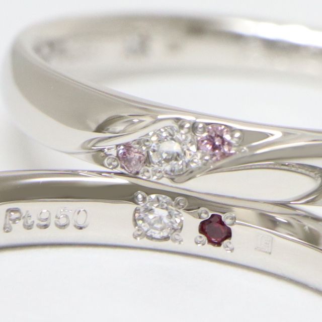 【LEGAN(レガン)の口コミ】 ピンクダイヤモンドにしたかったので、それが決め手です。あと、とにかく…