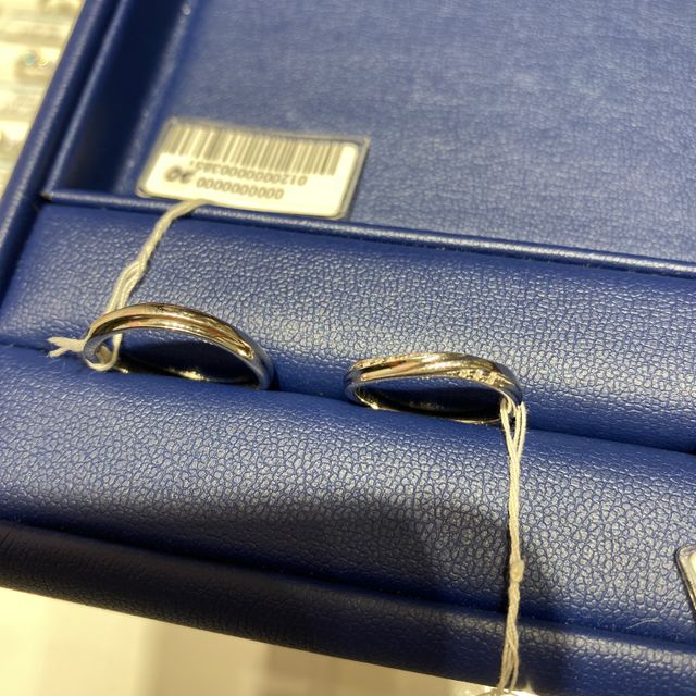 【銀座ダイヤモンドシライシの口コミ】 自分の好みのリングを出してもらえるので選ぶ時間が短くて済む。
ダイヤモ…