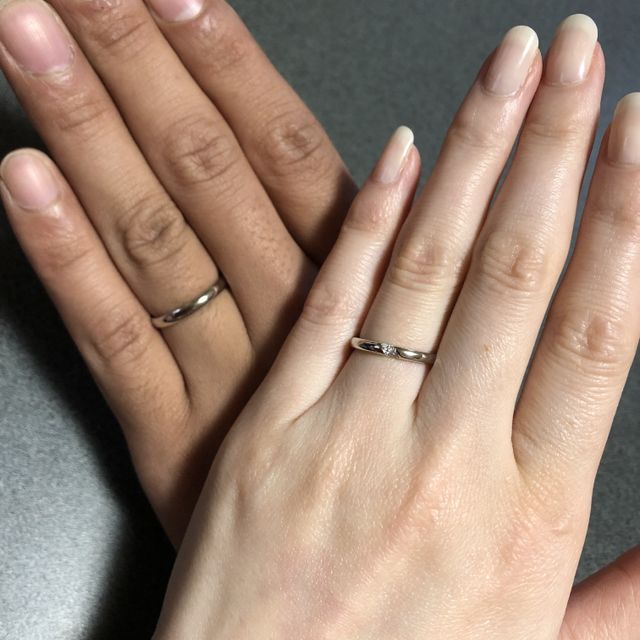 【銀座ダイヤモンドシライシの口コミ】 シンプルの中にワンポイントでダイヤがあるものを探していた所、アノリュ…