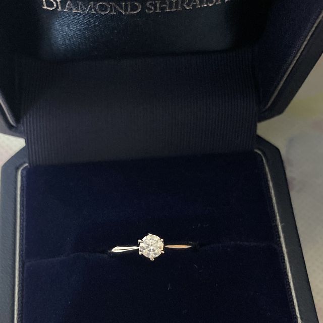 【銀座ダイヤモンドシライシの口コミ】 ダイヤモンドの輝きが素晴らしく、価格も予算内で案内していただけたので…