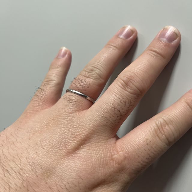 【4℃ BRIDAL(ヨンドシーブライダル)の口コミ】 ひねりがあり、そういった指輪に憧れていたのでそこは譲れませんでした。…