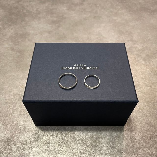 【銀座ダイヤモンドシライシの口コミ】 いくつか店を周り、実際に試着したが普段ファッション指輪をしないため、…