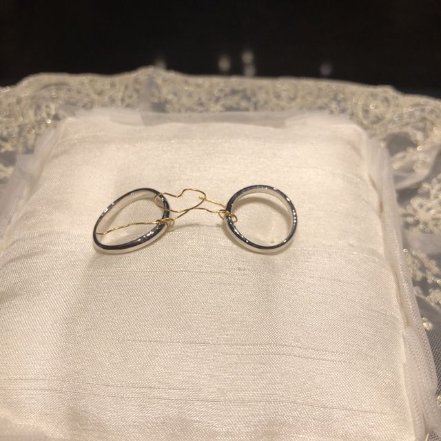 【ケイウノ ブライダル(K.UNO BRIDAL)の口コミ】 フルオーダーでデザイン、刻印など何度も打ち合わせして思いを込めたこと
…