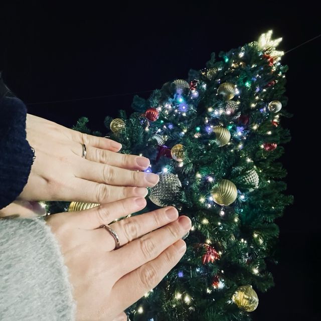 【アイプリモ(I-PRIMO)の口コミ】 シンプルなデザインだけど少しウェーブがかってて
指に合っていたところが…